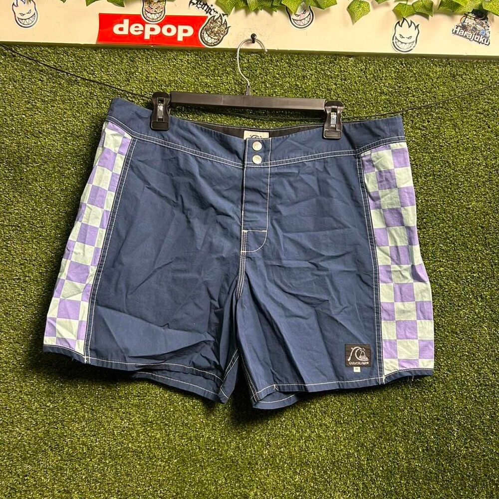 Quiksilver Men's Blue and Navy Shorts